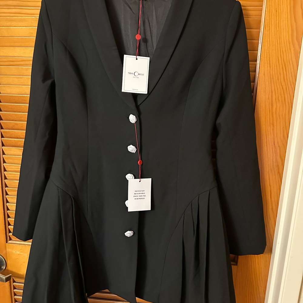 Elegant Black Blazer Mini Dress with Crystal Button and Pleated Detail. New